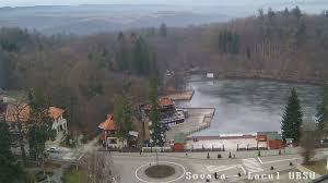 Hotelul lacul ursu este situat in statiunea sovata, la 600m de singurul lac helioterm din europa, caruia ii poarta numele. Webcam Lacul Ursu Sovata Imagini Live Din Mures