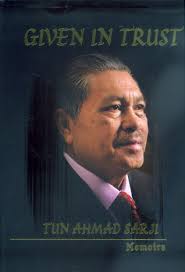 Tun (dr) haji ahmad sarji abdul hamid merupakan seorang tokoh pentadbir di malaysia. Given In Trust By Tun Ahmad Sarji