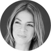 Melissa Paramo's Instagram, Twitter & Facebook