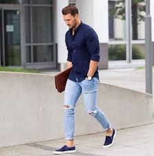 The perfect pair of jeans for every wardrobe! 42 Light Denim Jeans Ideas Mens Outfits Casual Fashion Men Casual