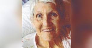 Beth Dabbs's Instagram, Twitter & Facebook