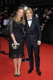 See more ideas about luka modrić, modric, modric real madrid. Luka Modric Pozirao S Obitelji Pa Otkrio Jednu Zanimljivost O NajmlaÄ'oj Kceri Tportal