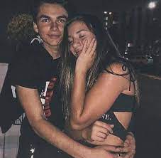 As per some sources, an average income of a cast in dance moms is $62,000 per season. Style Golightly Kenzie Ziegler Mackenzie Ziegler Boyfriend Mackenzie Ziegler