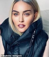 Cameron Chivers's Instagram, Twitter & Facebook