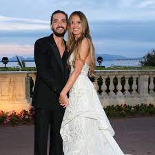 On saturday, the supermodel shared a rare photo of her four children, as well as husband tom kaulitz , during a family. Heidi Klum And Tom Kaulitz Legally Married In February 2019