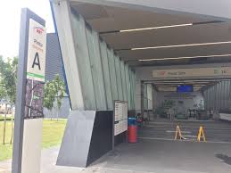 The design requires the standing seam to meet the opening width of the window. Kuala Lumpur Walk Pics 2019 02 17