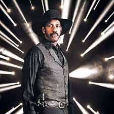 Povestea este aceeasi, este doar transpusa in cadrul american. Denzel Washington Viva Ro