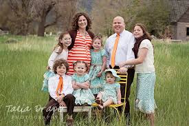 Maybe you would like to learn more about one of these? Family Picture Pose Ideas With 5 Or More Children Capturing Joy With Kristen Duke