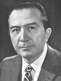 Como parte de varias notas sobre el caliente 1968 (mayo francés, invasión de praga, masacre de tlatelolco, etc.) y el medio siglo que se cumple este el equipo de 'voces del mundo' está integrado por telma luzzani, néstor restivo, mercedes lópez san miguel, franco luzzani y patricio porta. Governo Andreotti I Wikipedia