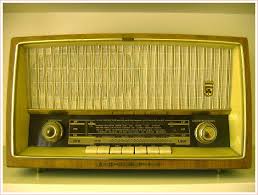 1 Televizyon Bugun En Yaygin Elektronik Haberlesme Sekli Olmasina Ragmen Bir Zamanlarin Gozde Aleti Radyo Hala En Yaygin Yayincilik Araci Olarak Y Nostalgie 50