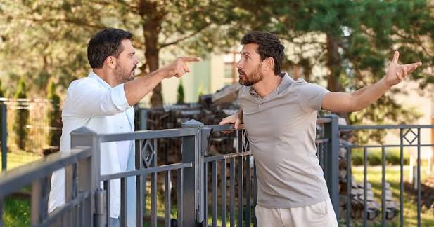 5 Tips to Handle a Dispute with a Neighbor