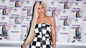 She is an animated bombshell and also a millionaire. Kylie Jenner S Instagram Quote Meaning About Travis Scott Is Important Stylecaster