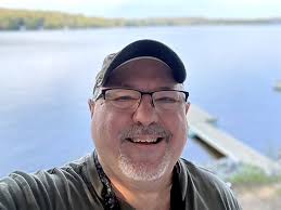 A Grand Fall Safari at Peck Lake