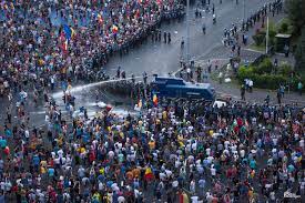 Ministrul de interne, mihai fifor a anunțat că a luat câteva decizii organizatorice care au ca scop creşterea nivelului de încredere în mai. PregÄtiri Pentru Mitingul Din 10 August Diaspora CheamÄ La Protest PaÈnic DeÈi Se AÈteaptÄ La Diversiunii Din Partea Puterii Psd Alde ZiariÈtii
