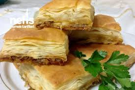 kat kat muhtesem pirasali borek el acmasi en kolay borek yemek tarifleri yemek gida