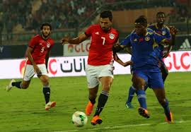 تترقب عشاق الكرة المصرية مباراة قوية تجمع بين منتخب مصر ونظيره وكينيا مساء اليوم الخميس 25 مارس، على أرضية ملعب نيايو ناشيونال، وذلك لحساب الجولة الخامسة من المجموعة السابعة بدور المجموعات في تصفيات أمم إفريقيا لكرة القدم 2020/2021م. Ù…ÙˆØ¹Ø¯ Ù…Ø¨Ø§Ø±Ø§Ø© Ø§Ù„Ù…Ù†ØªØ®Ø¨ Ø§Ù„Ù…ØµØ±Ù‰ Ø§Ù„Ù‚Ø§Ø¯Ù…Ø© ÙˆØ§Ù„Ù‚Ù†ÙˆØ§Øª Ø§Ù„Ù†Ø§Ù‚Ù„Ø©