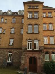 Von wohnimmobilien über gewerbeimmobilien bis renditeobjekten immer der beste match. 3 Zimmer Wohnung Zum Verkauf Hohenzollernstr 7 79206 Breisach Breisach Am Rhein Mapio Net