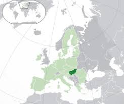 Het gebied van het huidige hongarije wordt voor het eerst genoemd als de romeinen rond het begin van de jaartelling het deel ten westen van de donau bezetten en toevoegen aan de provincie pannonia. Hongarije Wikipedia