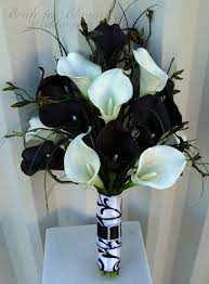 Wedding Bouquet Real Touch Plum Black White Calla Lily Bridal Etsy In 2021 Lily Bouquet Wedding White Calla Lily Wedding Bouquet Calla Lily Bouquet Wedding
