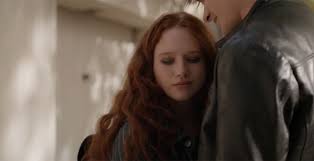 Découvrez le résumé complet d'Un si grand soleil en avance avec l'épisode  1837 du jeudi 15 janvier 2026 de France 3. Charlotte fait un malaise en  cours : le danger est sous