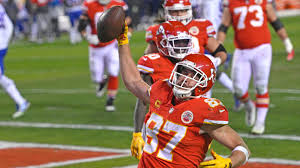 Hours after the philadelphia eagles lost to the washington football team sunday night, quarterback carson wentz, tight end zach ertz and center jason kelce. Chiefs Travis Kelce Helped Transform The Tight End Position