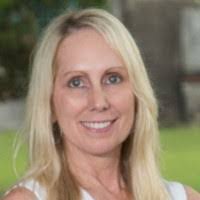 Lisa Tunstall's Instagram, Twitter & Facebook