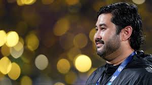 Tunku ismail, who studied in singapore at the australian international school, was a captain with the indian army. Malaysian Prince Expresses Interest In Buying Valencia