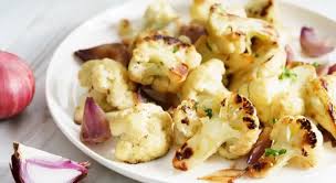 Carciofi , cavoli , radicchio , finocchi e cardi , ma anche cipolle e patate. Cavolfiore Olio E Sale La Ricetta Del Contorno Di Verdure Di Stagione