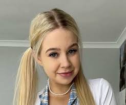 Ava Hernandez . CrushMeet❤️