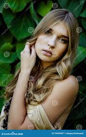 30,954 Beautiful Ivy Background Stock Photos