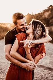 11 Pro Mobile Desktop Perfect Couple Lightroom Presets Etsy Engagement Pictures Poses Couple Photography Poses Couple Photography