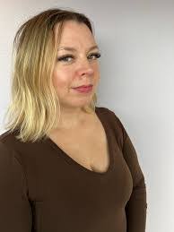 Hannah Stolp's Instagram, Twitter & Facebook