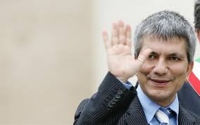 Edward w testa, eleanor j testa, jean f testa. Quel Ridicolo Mammismo Militante Di Nichi Vendola Linkiesta It