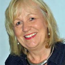 Debbie Cragg's Instagram, Twitter & Facebook