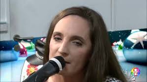 "Parle moi d'amour",Erikel en duo avec Sandra Bechtel