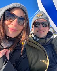 40 and fabulous @reneadler ✨ happy birthday 🤍