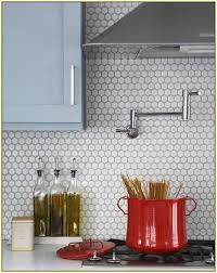 Here Are A Few Green Or Eco Friendly Kitchen Suggestions You Might Want To Think About Kitchenremode Penny Tiles Kitchen Penny Round Tiles Kitchen Splashback