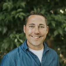 About Us — Jonathan and Tara Higdon