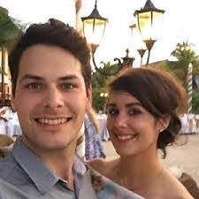 Rebecca Morphis's Instagram, Twitter & Facebook