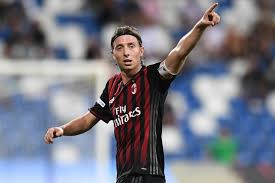 The montolivo is an incredibly unique and trendy display font. Riccardo Montolivo Moglie E Curiosita Del Calciatore