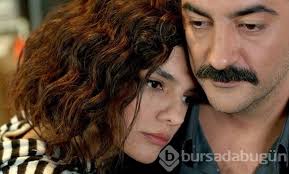 Gençliği, konservatuar durumu, geçirdiği işsiz ve umutsuz bir dönemi, poyraz karayel ile yıldızının yükseldiğini, ümitlerini. Celil Nalcakan Bilinmeyenlerini Anlatti Foto Galerisi 13 Bursadabugun Com