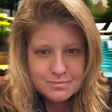 Who can recommend a hair stylist in the Ann Arbor area for a shag cut?