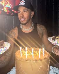 HAPPY BIRTHDAY LEWIS 💜 #lewishamilton