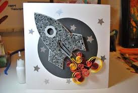 поделки своими руками к дню космонавтики в детском саду Podelki Na Den Kosmonavtiki Svoimi Rukami Kvilling Uzory Otkrytki S Kvillingom Podelki