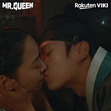 Queen (2020) 1 with english sub has been released. Viki Mr Queen Ep 3 Kisses And Tears Facebook