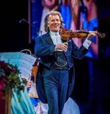 André rieu ist der festen überzeugung, dass klassische musik nicht nur für eine elite, sondern für jeden geschrieben wurde. Andre Rieu Verlegung Auf Den 19 Januar 2022 Sap Arena