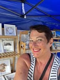 Hi if anyone has a holiday rental near the beach please do let me know.  Only needing basics. Thanku