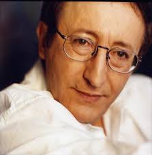 03 ce coeur venu d`ailleurs avec noa 03:43. Flers Entretien Avec Le Chanteur Kabyle Idir L Orne Combattante