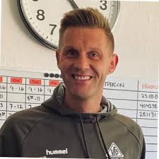 KL transport & Villy Larsen forhøjer og forlænger deres sponsorat med Vorup  FB for de næste 2 år⚽️💙⚽️