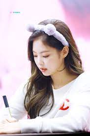We have 63+ amazing background pictures carefully picked by 1080x1920 blackpink jennie kim blackpink wallpaper blackpink lockscreen jennie kim. Wallpaper Blackpink Jennie Cute Pictures Hd Wallpaper